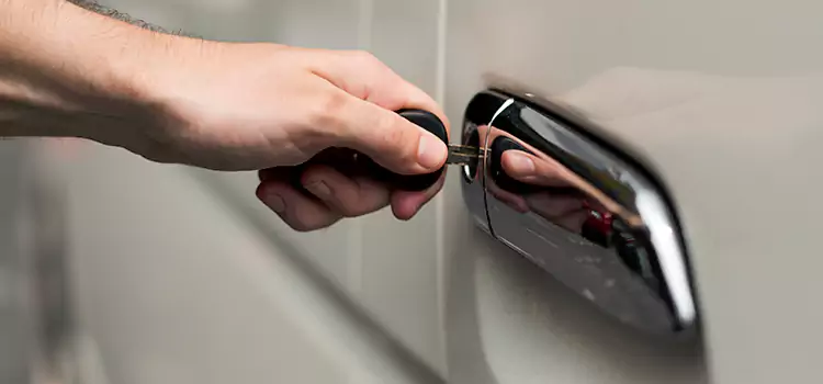 Why Choose Our Auto Locksmith Team in Hinsdale, IL?