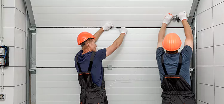 Choose Us for Your Garage Door Needs in Hinsdale