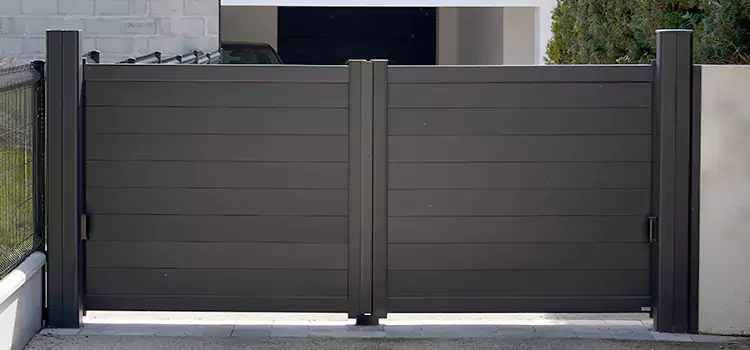 Common Residential Gate Issues We Resolve in Hinsdale, IL
